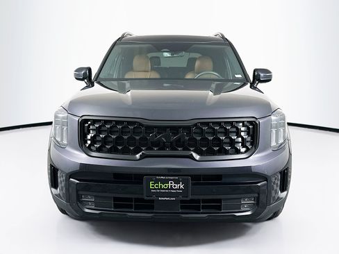 Used 2025 Kia Telluride SX X-Line AWD/4WD image 2