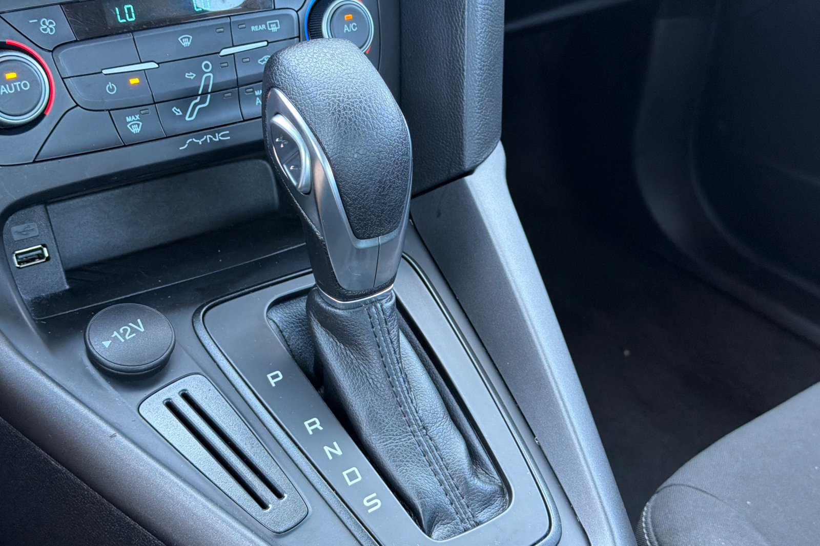 Used 2018 Ford Focus SEL FWD image 20