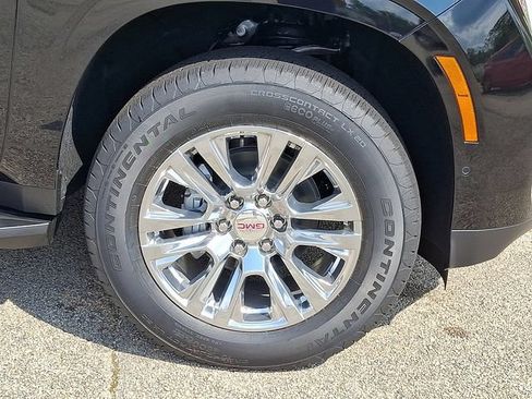 New 2026 GMC Yukon XL Denali w/ Advanced Technology Package AWD/4WD image 9