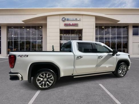 Certified 2024 GMC Sierra 1500 Denali w/ Denali Reserve Package AWD/4WD image 15
