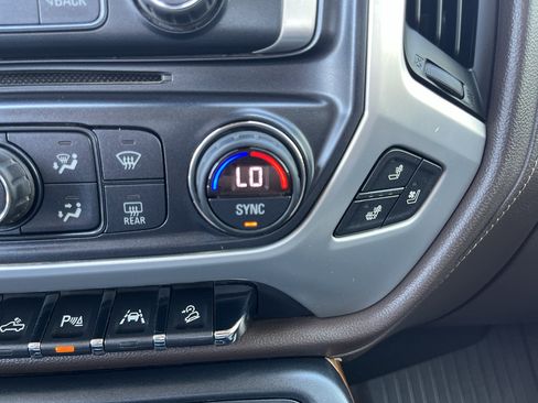 Used 2017 GMC Sierra 1500 SLT AWD/4WD image 22