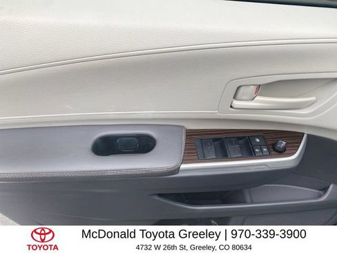 Certified 2023 Toyota Sienna LE FWD image 13