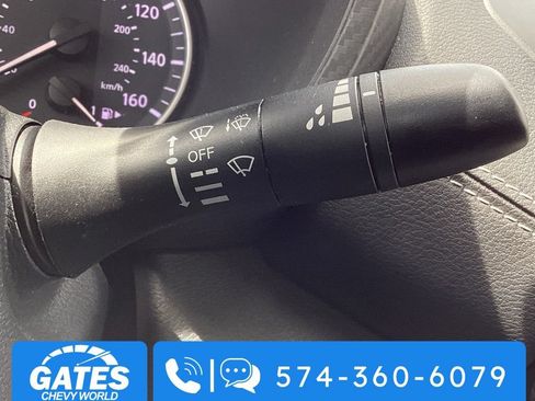 Used 2025 Nissan Sentra SV FWD image 20