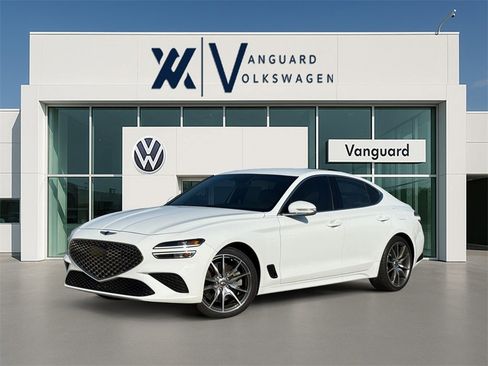 Used 2022 Genesis G70 3.3T image 1