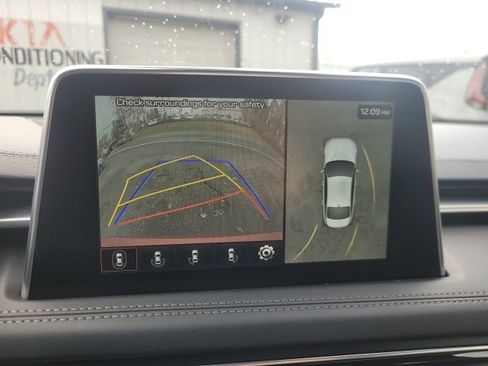 Used 2020 Genesis G70 2.0T w/ Prestige Package image 16