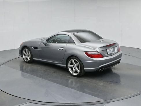 Used 2015 Mercedes-Benz SLK 250 image 37