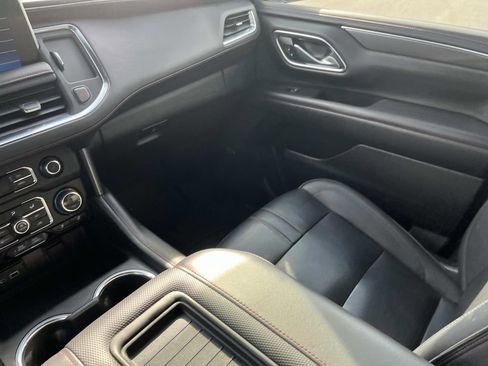 Used 2022 Chevrolet Suburban RST w/ Luxury Package image 13