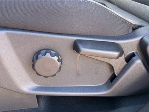 New 2025 Ford Bronco Base image 23