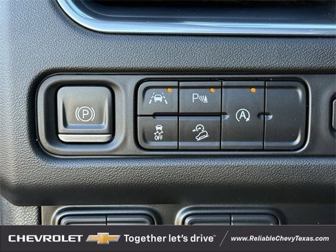 Used 2023 Chevrolet Suburban Premier image 23