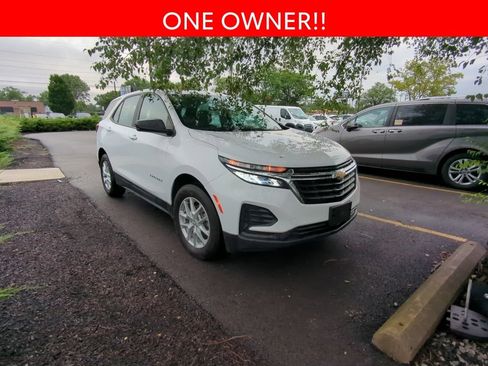 Used 2023 Chevrolet Equinox LS FWD image 3