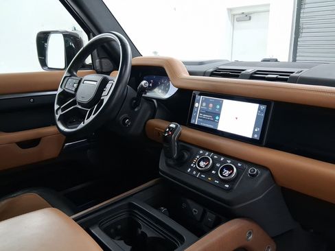 Used 2020 Land Rover Defender 110 X image 35