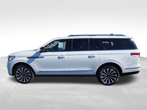 Used 2024 Lincoln Navigator L Reserve AWD/4WD image 6