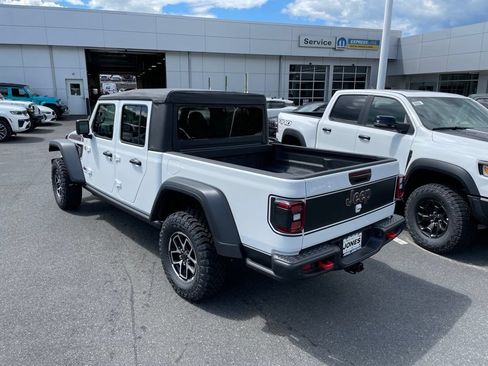 New 2026 Jeep Gladiator Sport AWD/4WD image 6