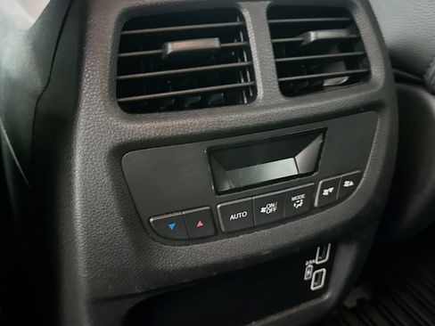 Used 2020 Honda Pilot EX-L image 28