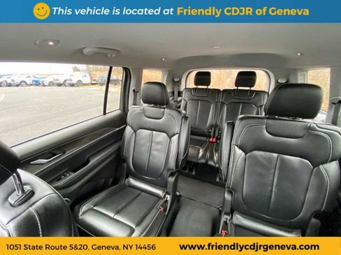 Used 2023 Jeep Grand Cherokee L Limited image 12