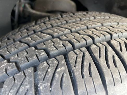 Used 2022 Ford F150 Lariat image 3