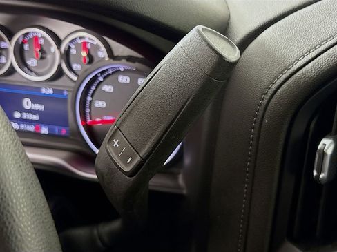 Used 2020 Chevrolet Silverado 1500 LT AWD/4WD image 19