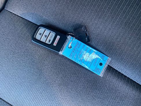 Used 2021 Honda Accord Sport image 25