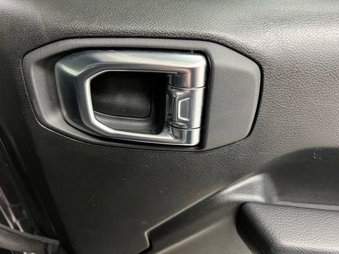 Used 2025 Jeep Wrangler Unlimited Sport AWD/4WD image 45