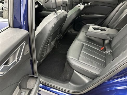 Certified 2023 Audi Q4 e-tron Prestige w/ 20" Wheel Package image 23