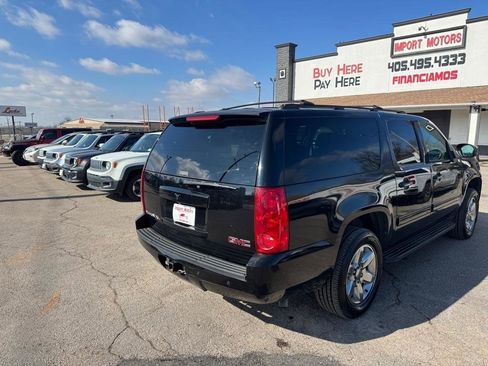 Used 2009 GMC Yukon XL SLT image 7