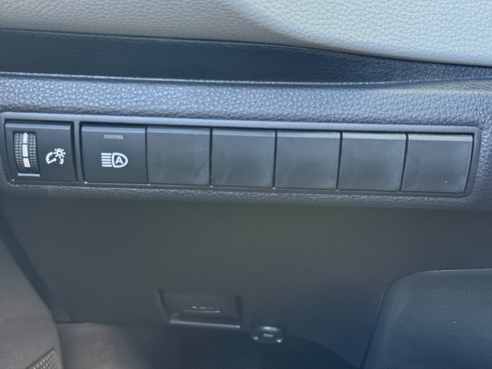 New 2027 Toyota Corolla LE w/ LE Premium Package FWD image 22