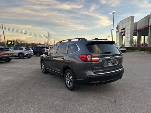 Used 2021 Subaru Ascent Premium w/ Convenience Package image 7