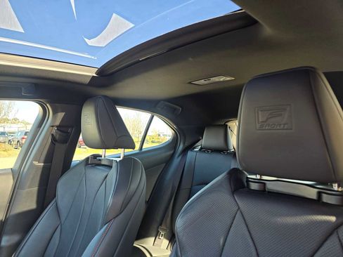 Used 2019 Lexus UX 200 F Sport image 23