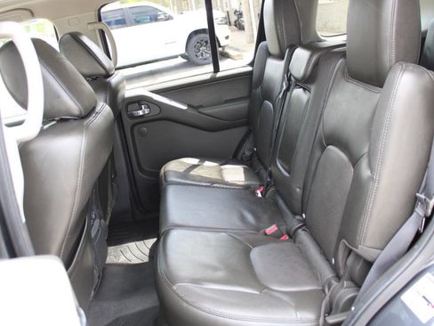 Used 2012 Nissan Pathfinder Silver AWD/4WD image 38
