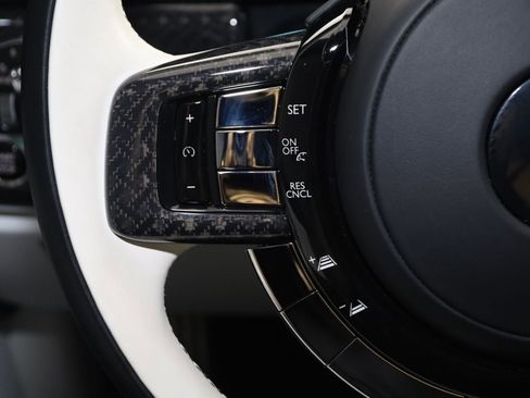 Used 2024 Rolls-Royce Cullinan Black Badge AWD/4WD image 66