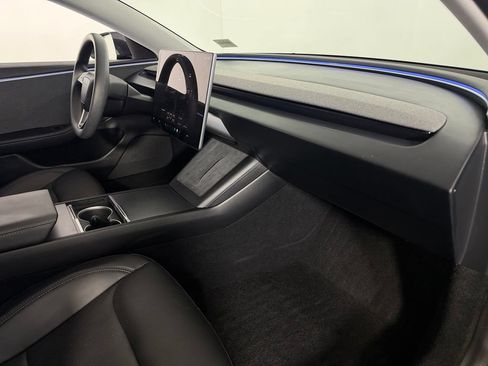 Used 2024 Tesla Model 3 Standard Range RWD image 32