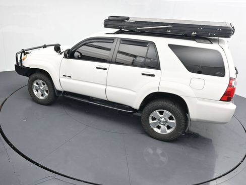 Used 2006 Toyota 4Runner SR5 AWD/4WD image 25