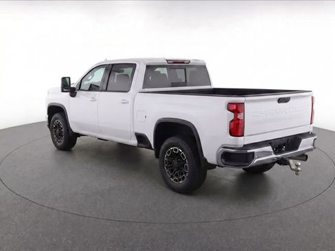 Used 2020 Chevrolet Silverado 2500 LTZ w/ LTZ Plus Package RWD image 7