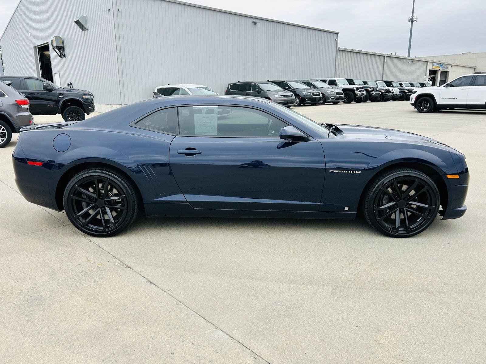 Used 2010 Chevrolet Camaro SS w/ RS Package RWD image 31
