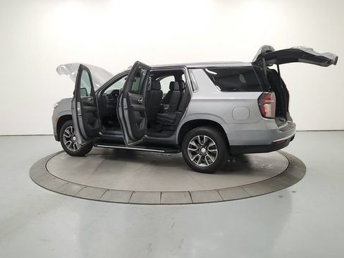 Used 2023 Chevrolet Tahoe LT w/ Luxury Package RWD image 14