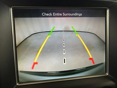Used 2017 Jeep Grand Cherokee Altitude AWD/4WD image 21