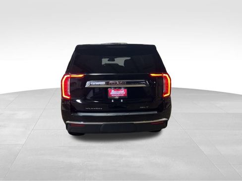 Used 2024 GMC Yukon SLT image 4