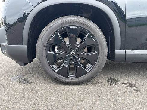 Used 2026 Honda Pilot Black Edition image 33