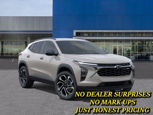 New 2026 Chevrolet Trax RS w/ Driver Confidence Package FWD image 7