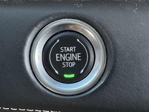 Certified 2023 Cadillac Escalade Premium Luxury Platinum image 22