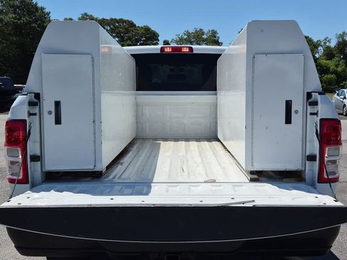 Used 2024 RAM 3500 Tradesman AWD/4WD image 22