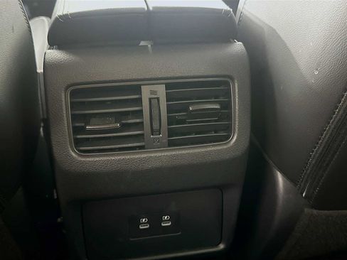 Used 2026 Nissan Rogue SL AWD/4WD image 24