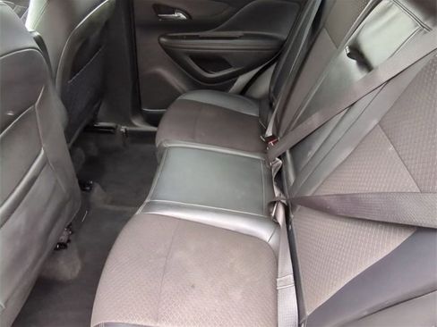 Used 2020 Buick Encore Preferred image 22