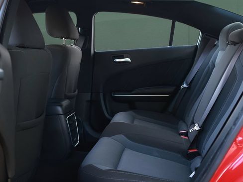 Used 2022 Dodge Charger SXT RWD image 21