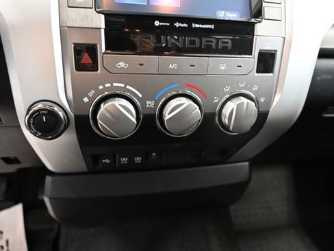 Used 2020 Toyota Tundra SR5 AWD/4WD image 19