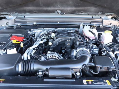 Used 2024 Jeep Gladiator Mojave w/ Technology Group image 22