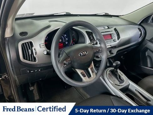 Used 2016 Kia Sportage LX image 18