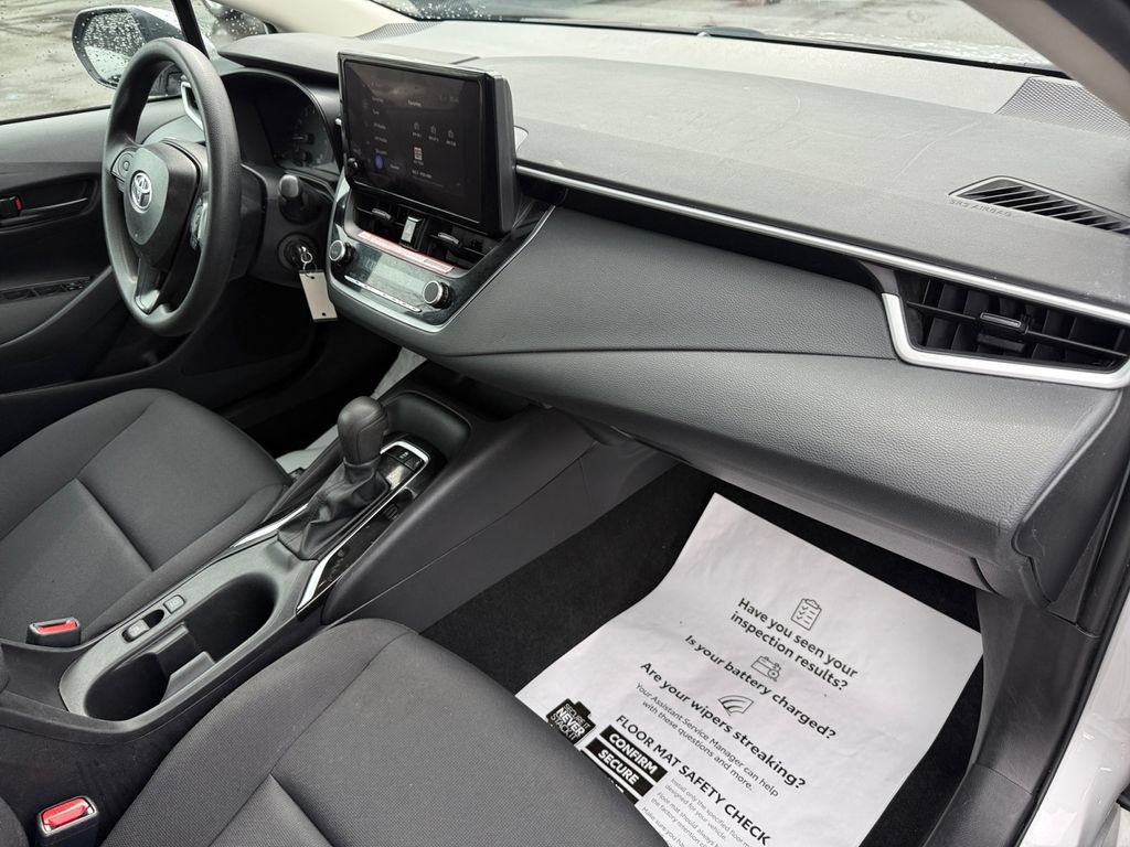 Certified 2025 Toyota Corolla LE FWD image 17
