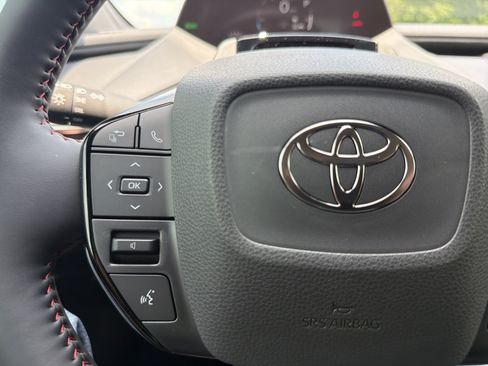 New 2026 Toyota Prius Plug-In Hybrid FWD image 26