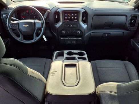 Used 2020 Chevrolet Silverado 1500 Custom w/ Custom Value Package AWD/4WD image 11